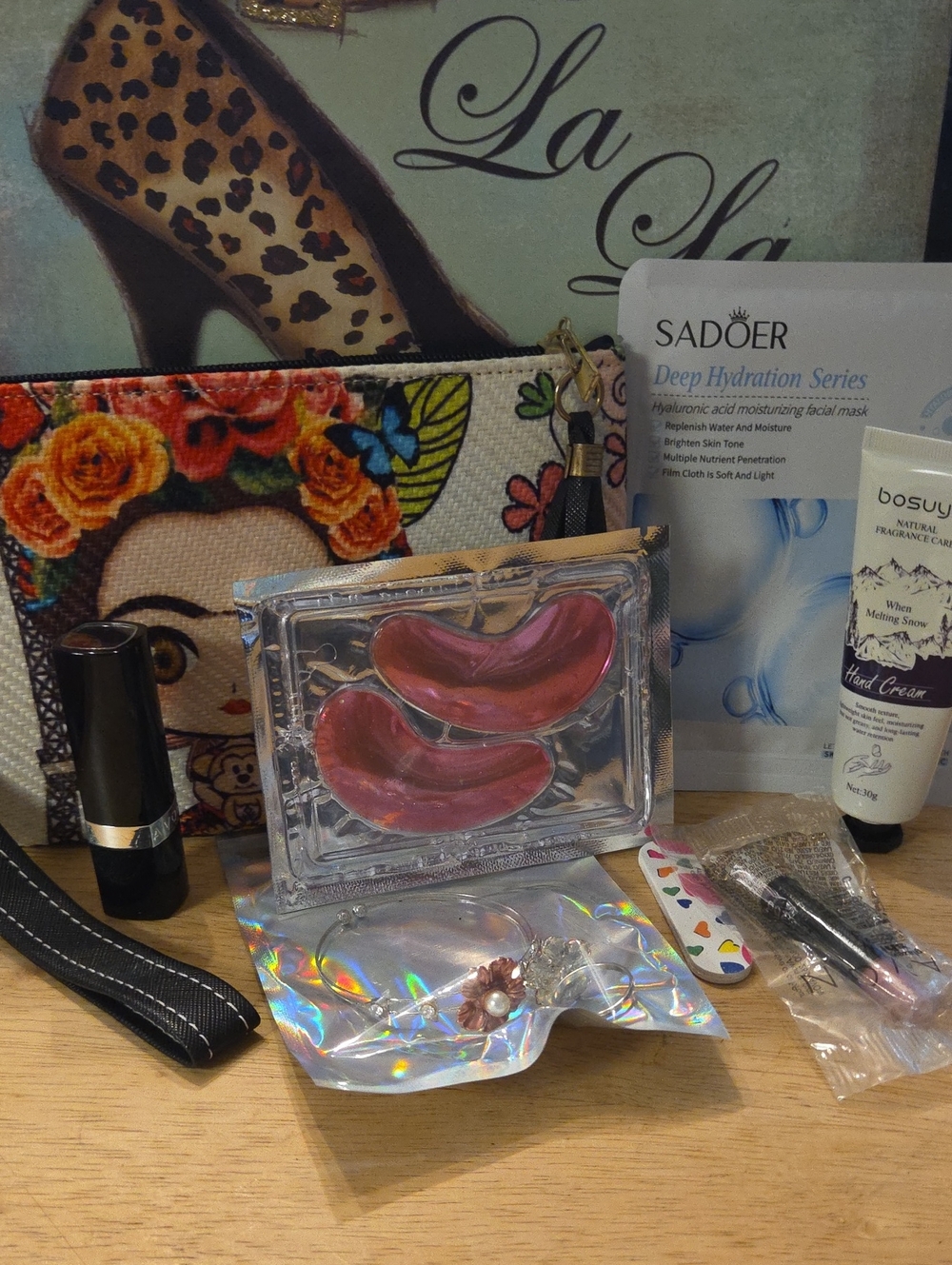 Wristlet Beauty Bundle